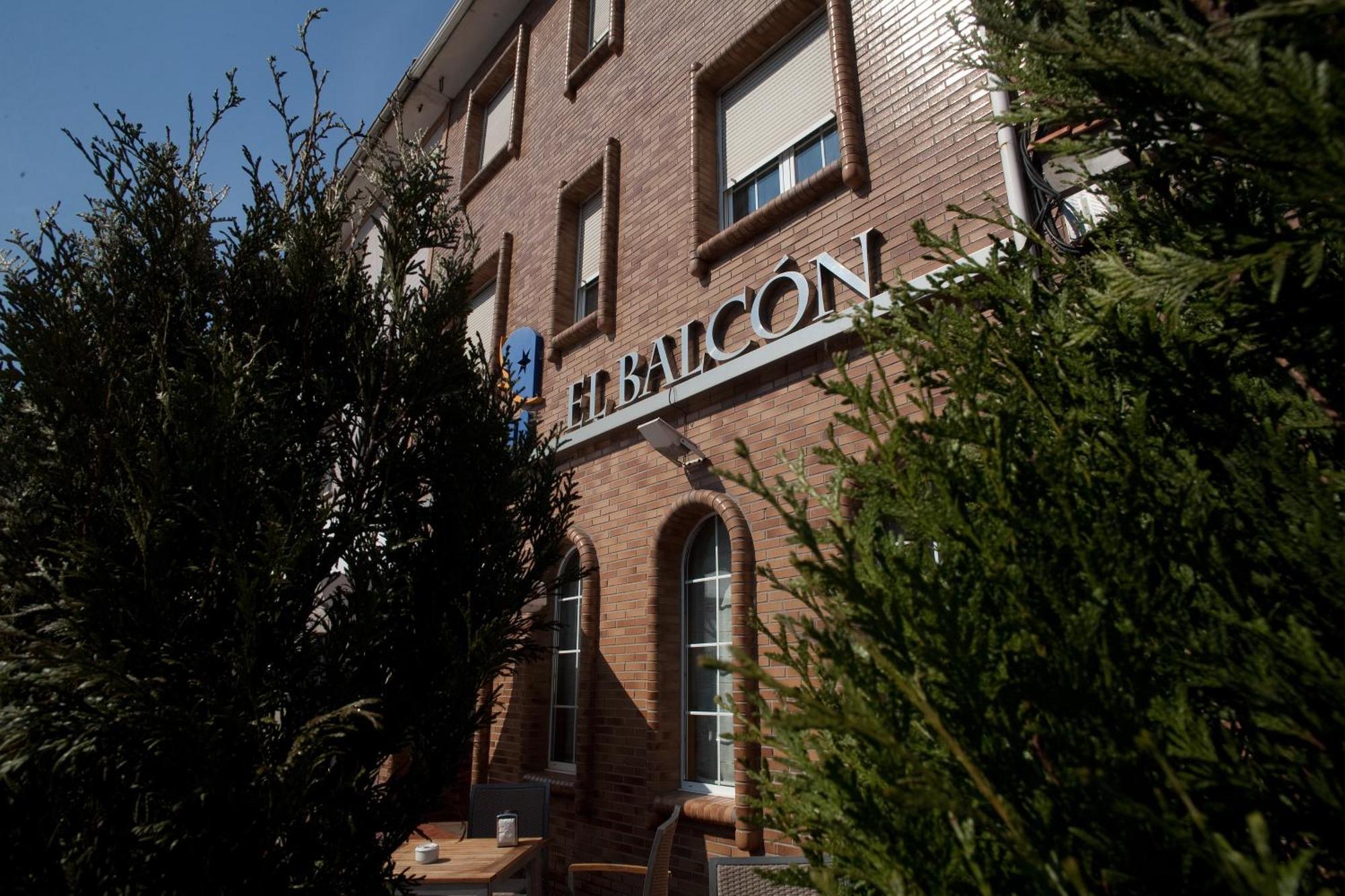 Hotel El Balcon Avilés Exteriör bild